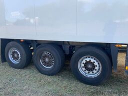 Schmitz Cargobull SKO 24 Tiefkühler 3Achser SAF
