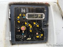 JLG 460SJ PODNOŚNIK KOSZOWY