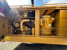 CATERPILLAR 215 LC, Tieflöffel 1m³, 4.430 Std., TOP-Zustand