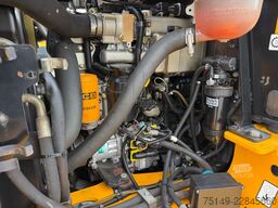JCB TM 320 S, Hyd. S.W.S., 5.2m, 3.6to., Schaufel
