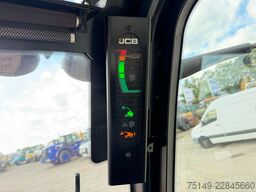 JCB TM 320 S, Hyd. S.W.S., 5.2m, 3.6to., Schaufel
