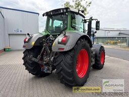 Fendt 824 VARIO S4 Profi