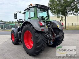 Fendt 824 VARIO S4 Profi