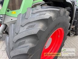Fendt 824 VARIO S4 Profi