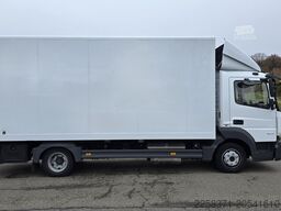 Mercedes-Benz Atego 823