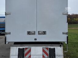 Mercedes-Benz Atego 823