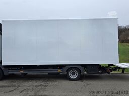 Mercedes-Benz Atego 823