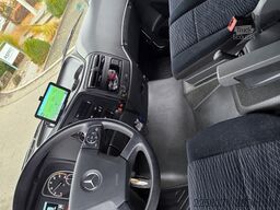 Mercedes-Benz Atego 823