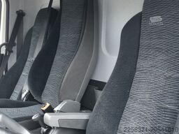 Mercedes-Benz Atego 823