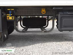 SCHMITZ CARGOBULL SKO FP 60 ThermoKing SLXi 300