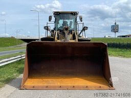 Caterpillar 966M