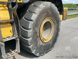 Caterpillar 966M