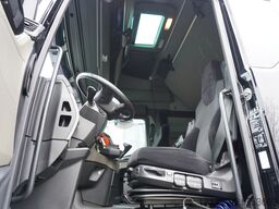 MAN TGX 28.480 6x2 / 2024 / Krone 18 EPAL