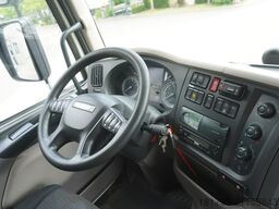 DAF LF 220 / Refrigerator 16 EPAL Multitemp