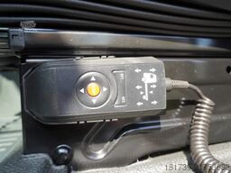 Mercedes-Benz Actros 2546 / Lecapitaine refrigerator