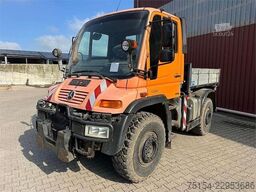 Mercedes-Benz Unimog U4000 mit Kipppritsche