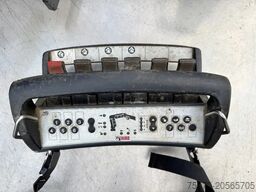 Mercedes-Benz Antos 2842 6x2 HIAB 24Tm KRAAN + HAAK