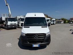 Mercedes-Benz SPRINTER 315