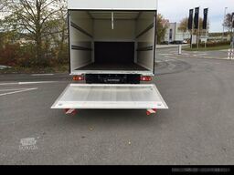 FUSO Canter 7C18 Junge-Koffer mit LBW +Klimaautomatk