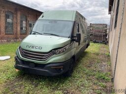 IVECO 35S18 Kastenwagen Maxi hoch&lang, Unfall