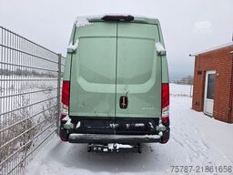 IVECO 35S18 Kastenwagen Maxi hoch&lang, Unfall