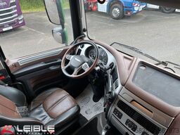 DAF XF 530 6x4 SSC*70to*2xTank*Standklima*Leder*