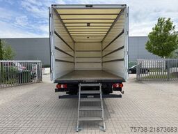 MERCEDES-BENZ Atego 818 Koffer/Klima/Motorbremse/Schalter/EU6D