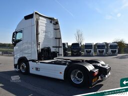 VOLVO FH 500 Retarder Vollluftfederung I-Park-Cool LED