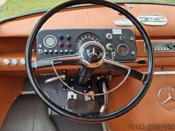 MERCEDES-BENZ Vorgänger Sprinter O 319 Samba mit Faltdach AC