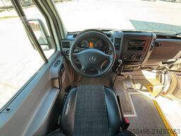 Mercedes-Benz Sprinter 516 CDI 22 SEATS / AC