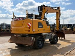 Liebherr A920
