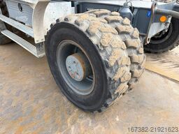 Liebherr A920