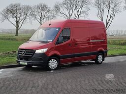 MERCEDES-BENZ SPRINTER 214