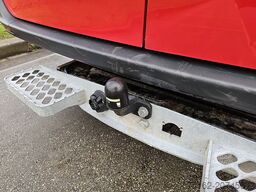 MERCEDES-BENZ SPRINTER 214