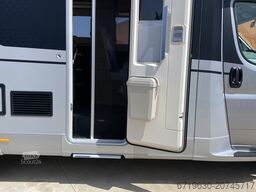 Adria Matrix 60 Years selection 670SL