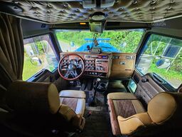 Kenworth W900L
