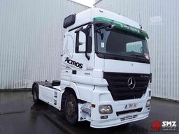 Mercedes Actros 1844 megaspace 3 pedal