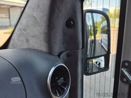 MERCEDES-BENZ Sprinter 515 Heckniederflur 2 x vorhanden