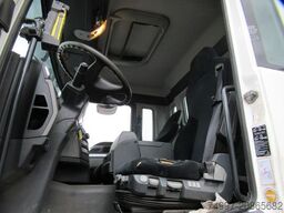 MAN 26.440 / 6 x 4 / Meiller