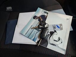 PEUGEOT Boxer Kasten L1 H1 Klima Kamera Tempo Tüv E6