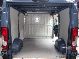 PEUGEOT Boxer Kasten L1 H1 Klima Kamera Tempo Tüv E6