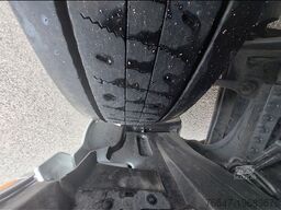 MERCEDES-BENZ Actros 4 18 4x2 - actros 1848 LS flat cab. . 2,5 Euro VI