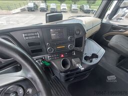 MERCEDES-BENZ Actros 4 18 4x2 - actros 1848 LS flat cab. . 2,5 Euro VI