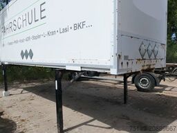 Lübtheen WKO 715, BDF, Isoliert, Rolltor