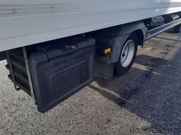 MERCEDES-BENZ Atego 818L Koffer 7,20m LBW Euro6D