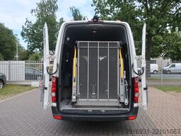 VOLKSWAGEN Nr.126 Crafter lang L3H2 Hochdach / 2.Hand