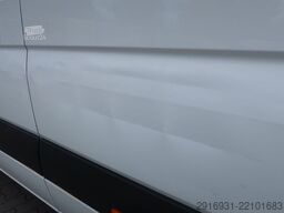 VOLKSWAGEN Nr.126 Crafter lang L3H2 Hochdach / 2.Hand