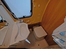 PÖSSL Fortuna/Festbett/Klima/Solar/Markise/TÜV 4-27