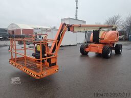 JLG 800AJ (26m)