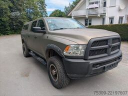 DODGE RAM 2500-Grün foliert-original Weiß - unfallfrei